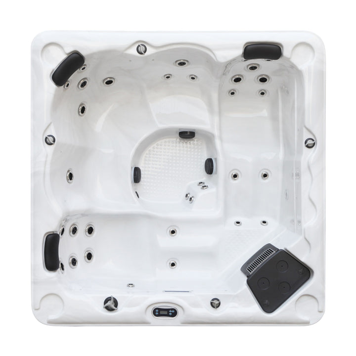 Aquavera 5-person hot tub