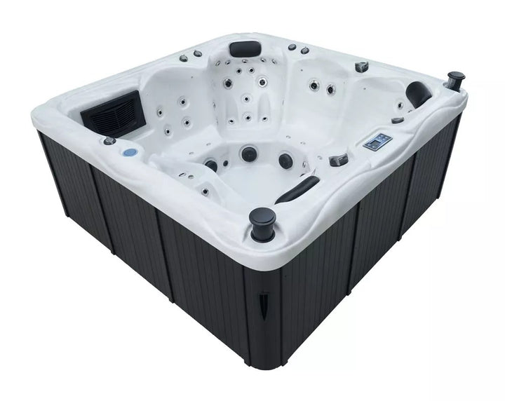 Colorado 6-person hot tub, side view