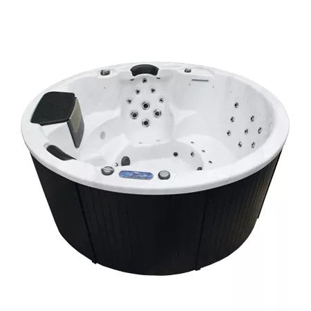 Marrakech 6-person hot tub, side view