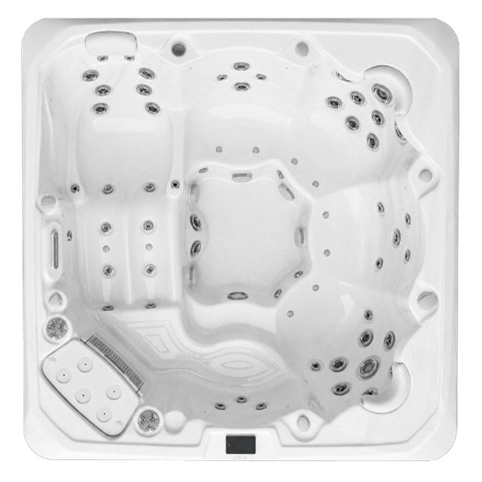 Royal 6-person hot tub, top view