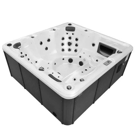 Vancouver 5-person hot tub, side view